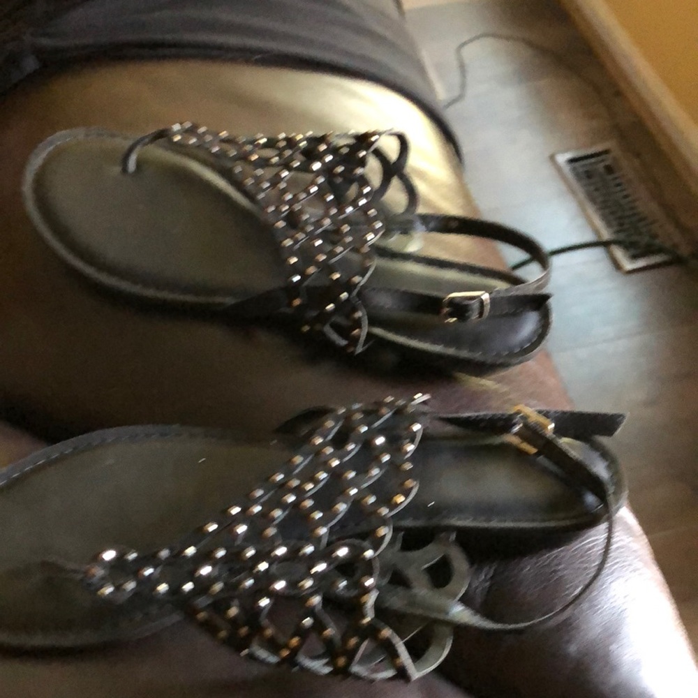 Women’s sandals